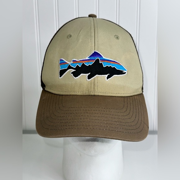 Patagonia Hat Cap Snap Back Fitz Roy Fish Trout Brown One Size Ajdustable - Picture 1 of 7